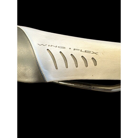 Fizik Vitesse Tri Triathlon Women's Bike Saddle, Seat kium rails  White/Gray EUC - Picture 5 of 8